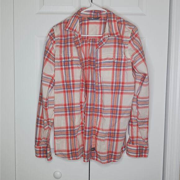 The North Face Red Plaid Baylyn Button Down Shirt Size Medium - Picture 2 of 7